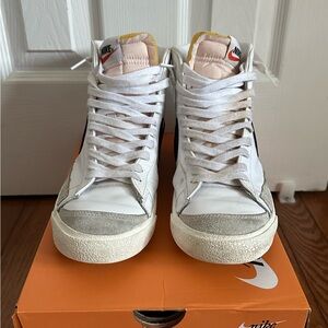 Nike blazers size 10.5